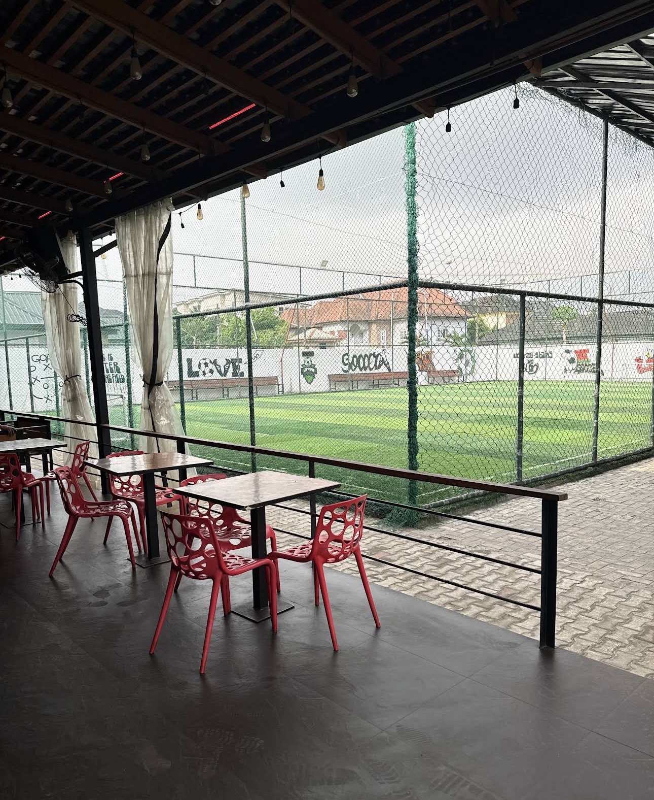 Monaliza Tennis Club seating